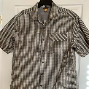 Mens Eddie Bauer, size Large, vented back